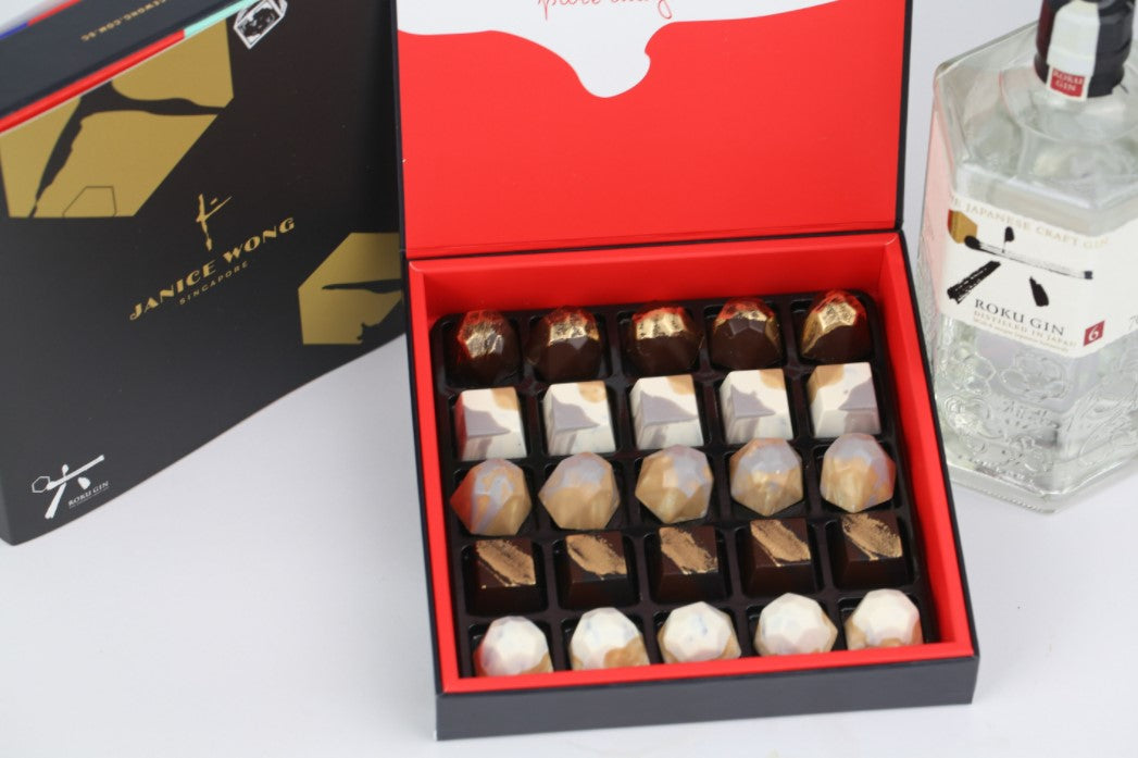 JW x Roku Gin Christmas Chocolate Box of 25