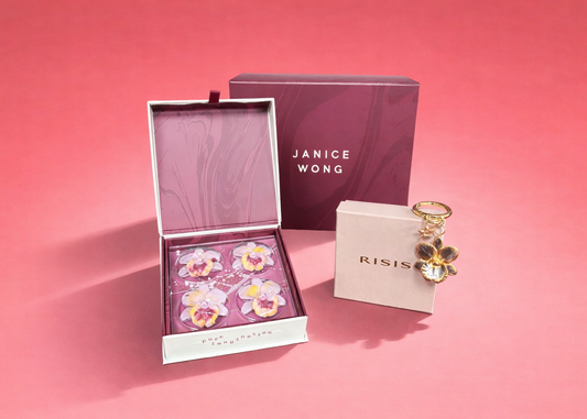 Cattleya Orchid & Chocolate Set