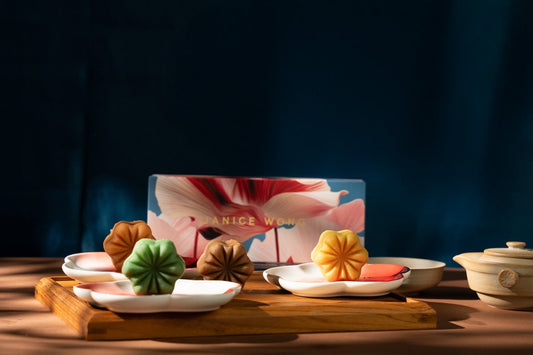 Baked Floral Mooncakes Tin of 4