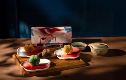 Baked Floral Mooncakes Tin of 4
