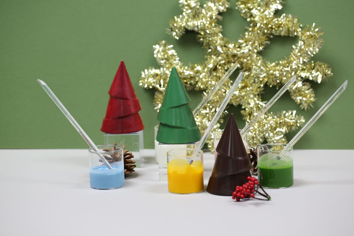 Christmas Tree Painting Workshop (December Session @ 2am:dessertbar)